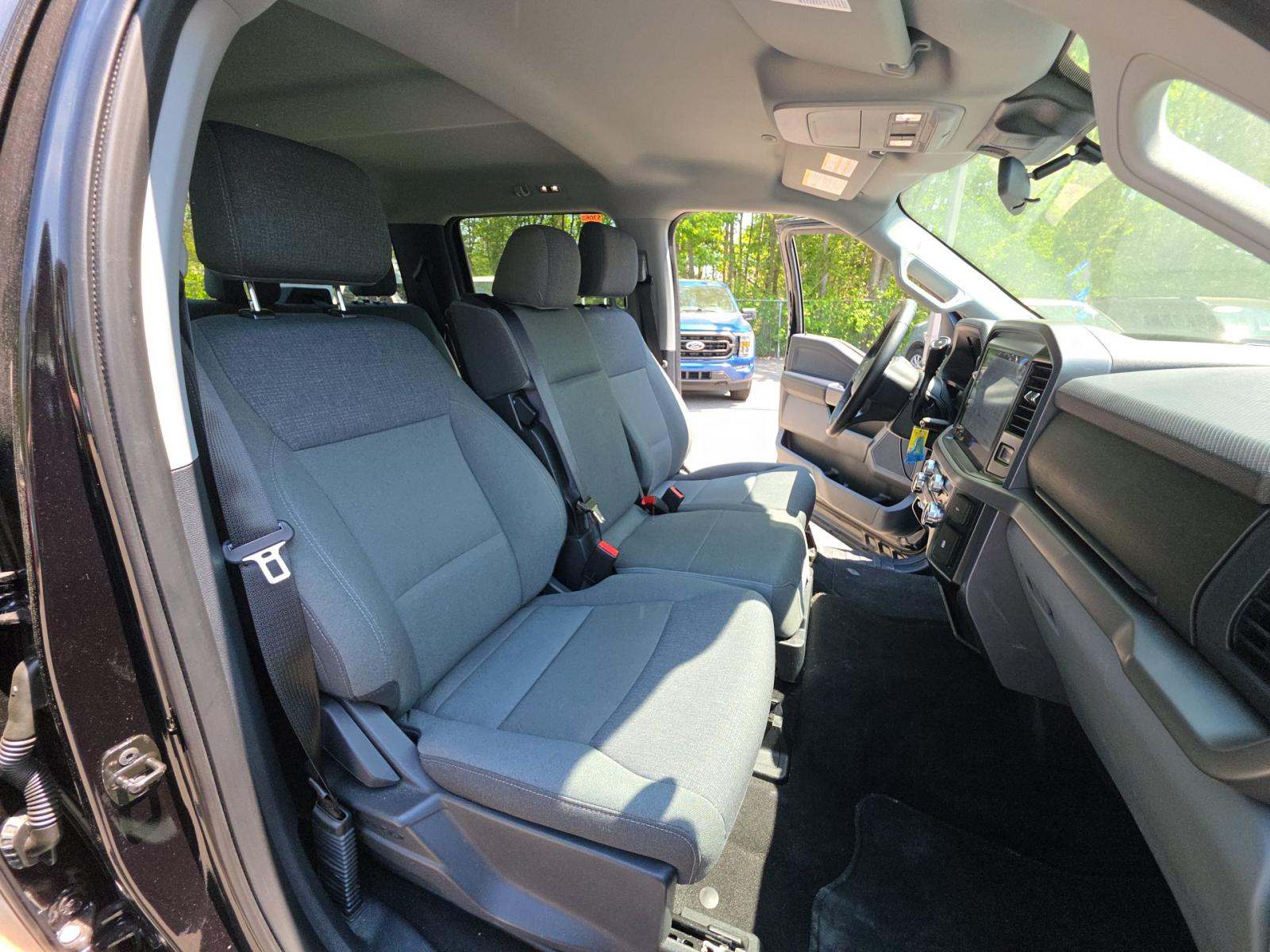 2025 Ford F-150 XLT AWD