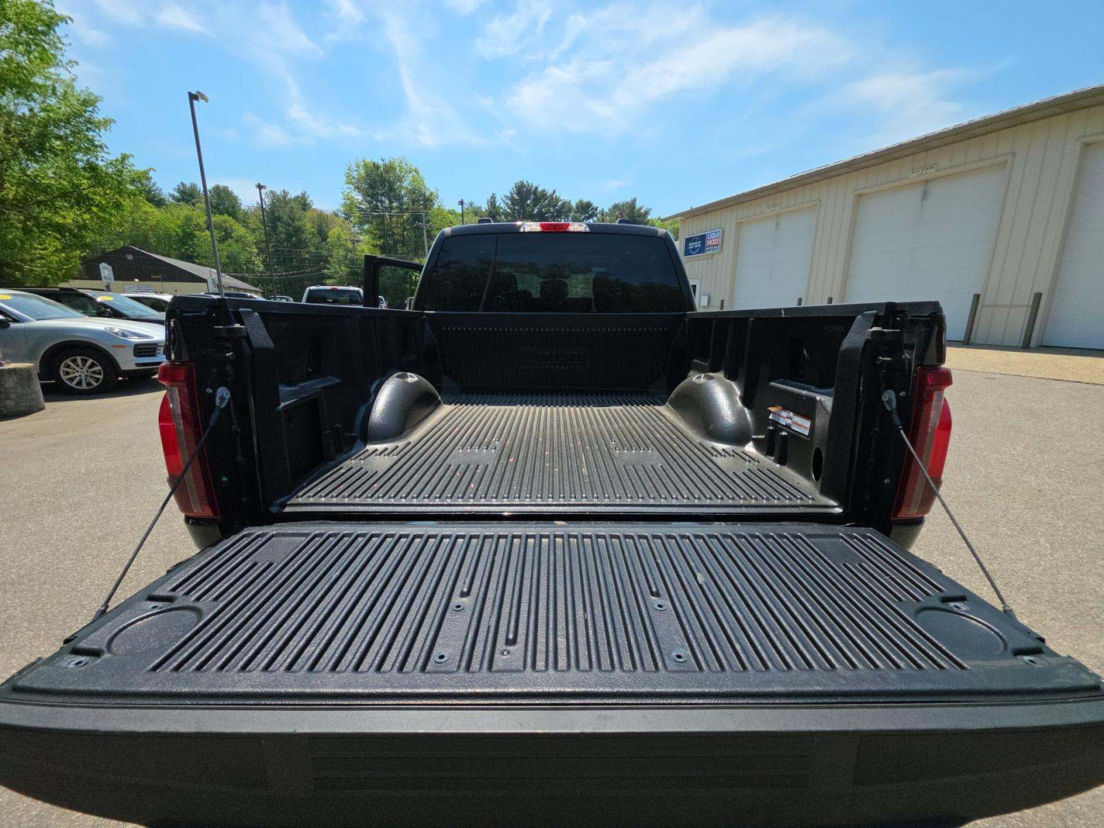 2025 Ford F-150 XLT AWD