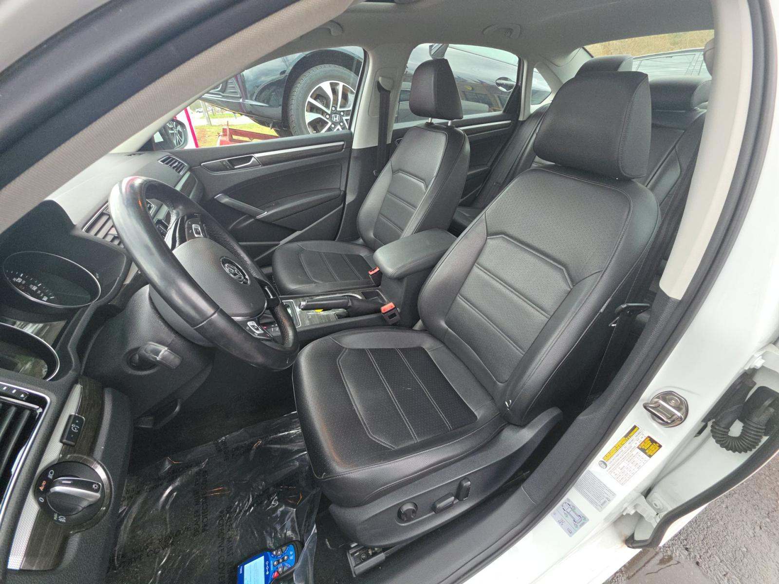 2017 Volkswagen Passat 1.8T SE FWD
