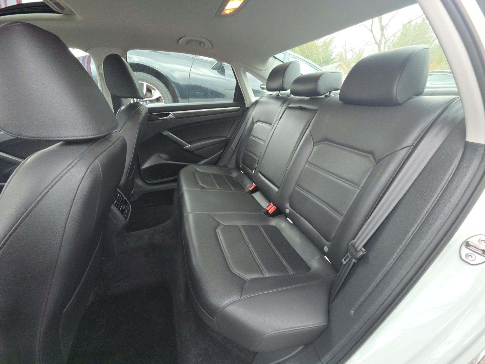 2017 Volkswagen Passat 1.8T SE FWD
