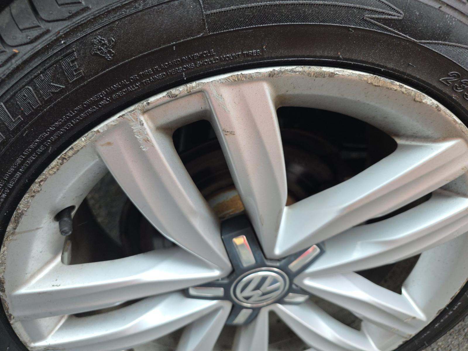 2017 Volkswagen Passat 1.8T SE FWD
