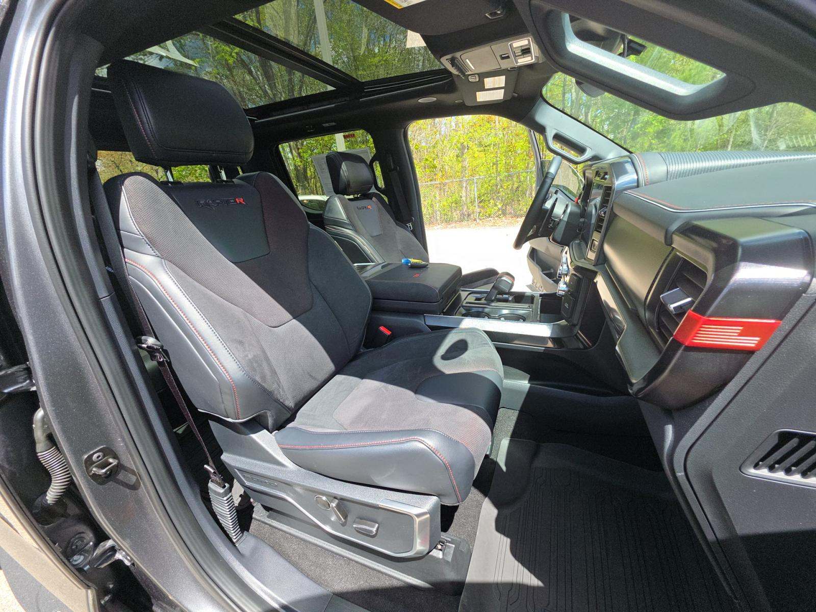 2025 Ford F-150 Raptor AWD