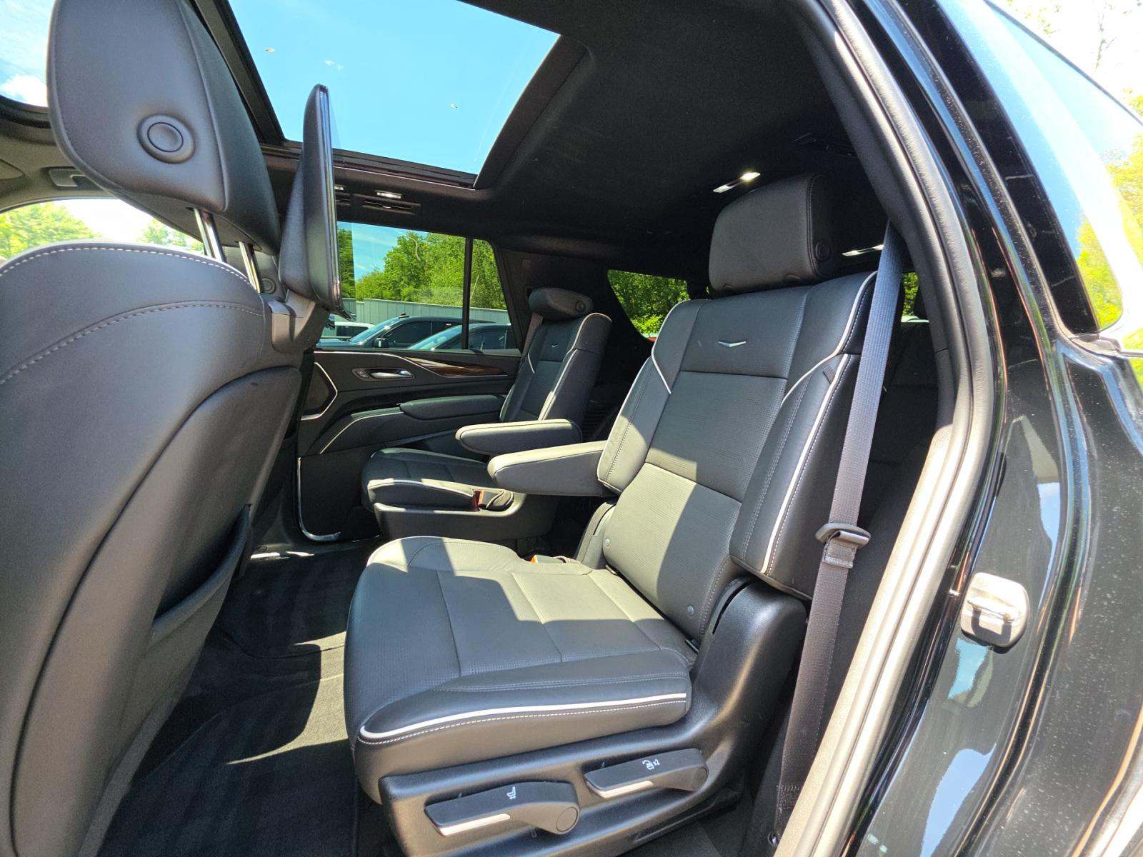 2024 Cadillac Escalade Premium Luxury AWD