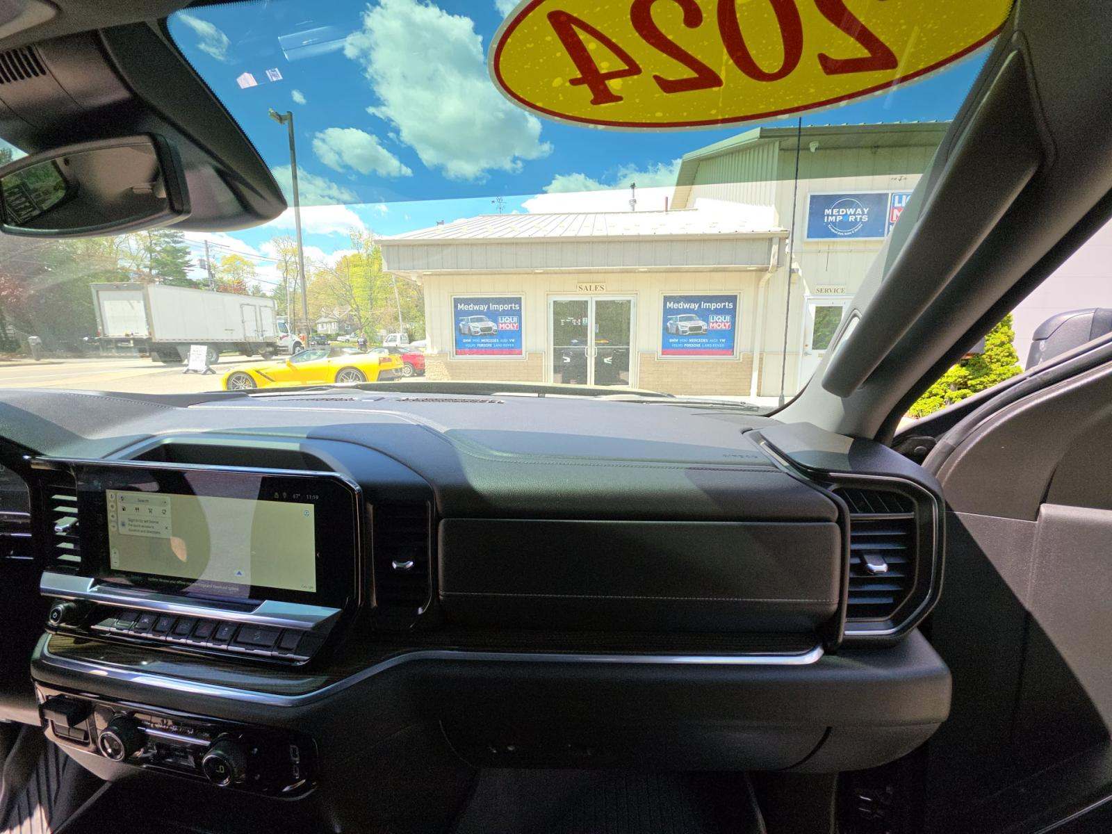 2024 Chevrolet Silverado 1500 RST AWD
