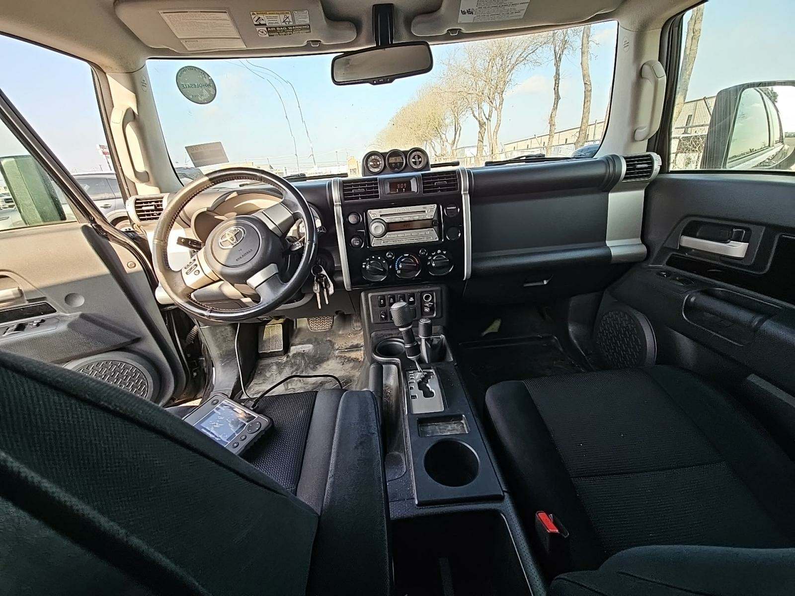 2010 Toyota FJ Cruiser Base AWD