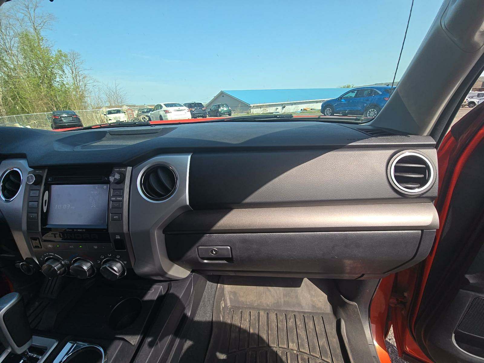 2018 Toyota Tundra SR5 AWD