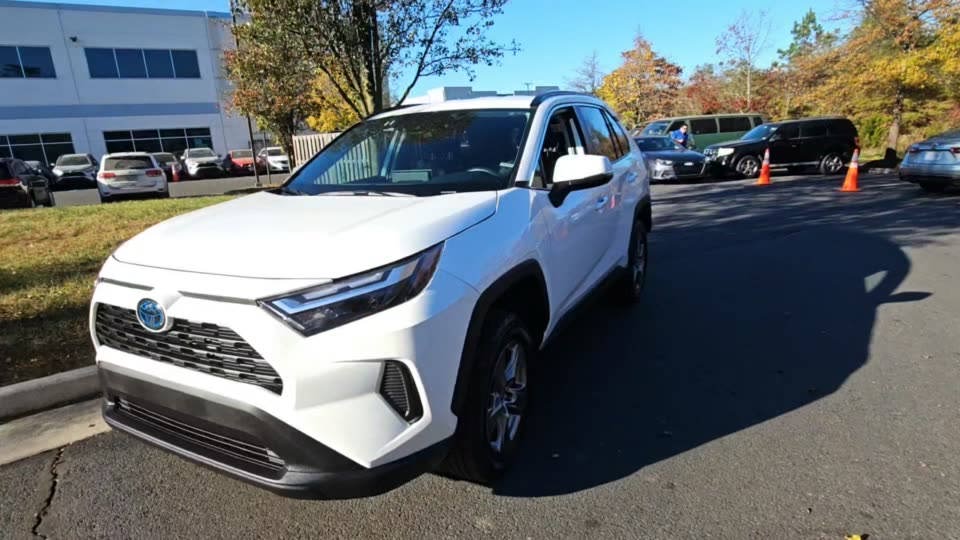 2024 Toyota RAV4 Hybrid XLE