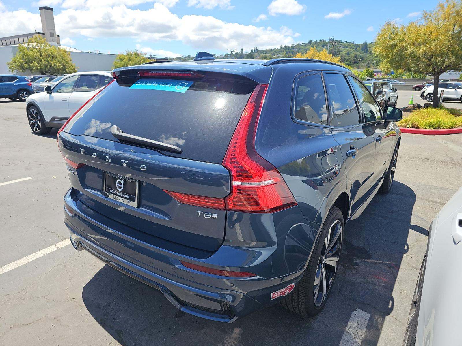 2025 Volvo XC60 Plug-In Hybrid T8 Ultra AWD