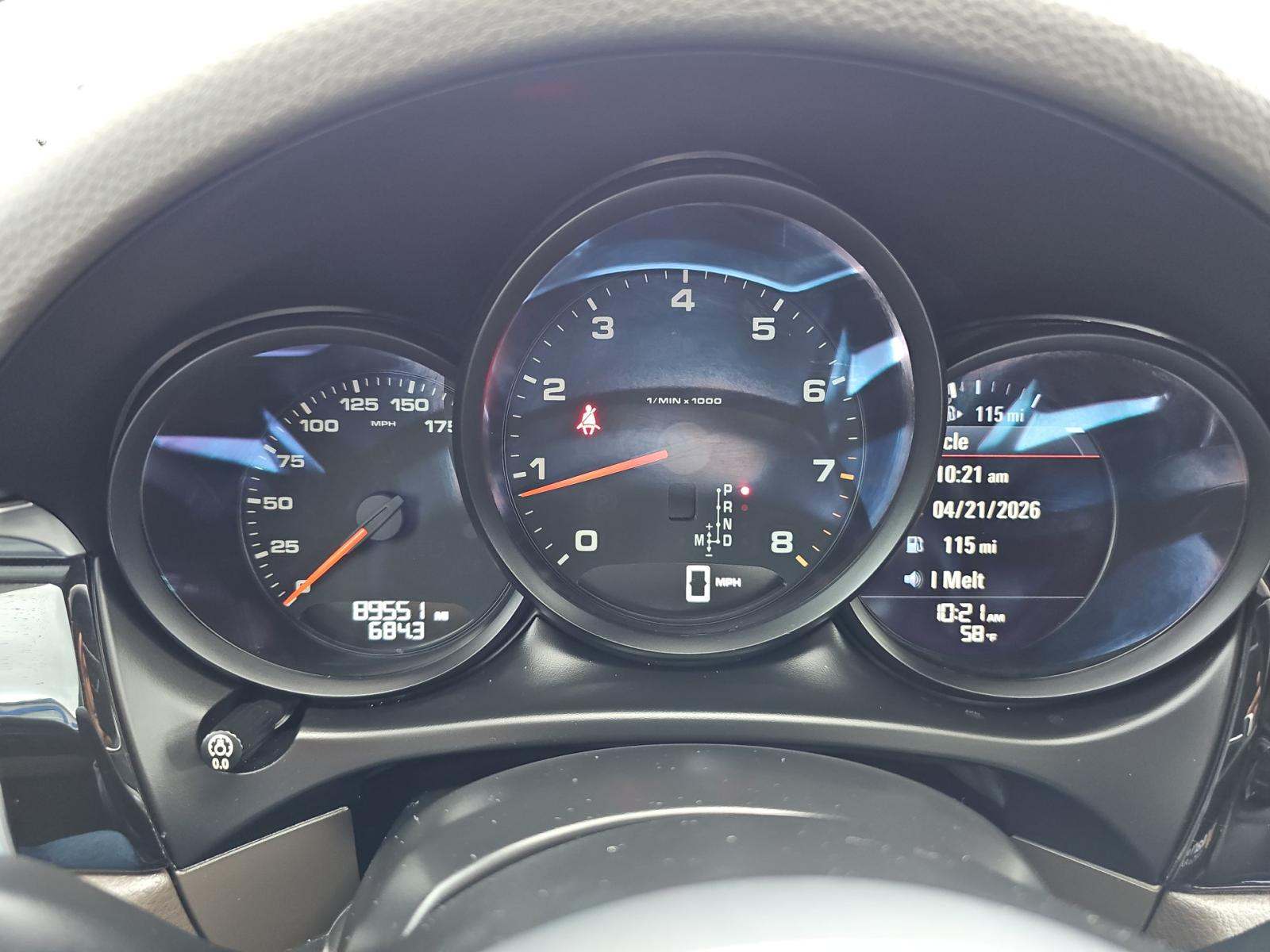 2018 Porsche Macan Base AWD