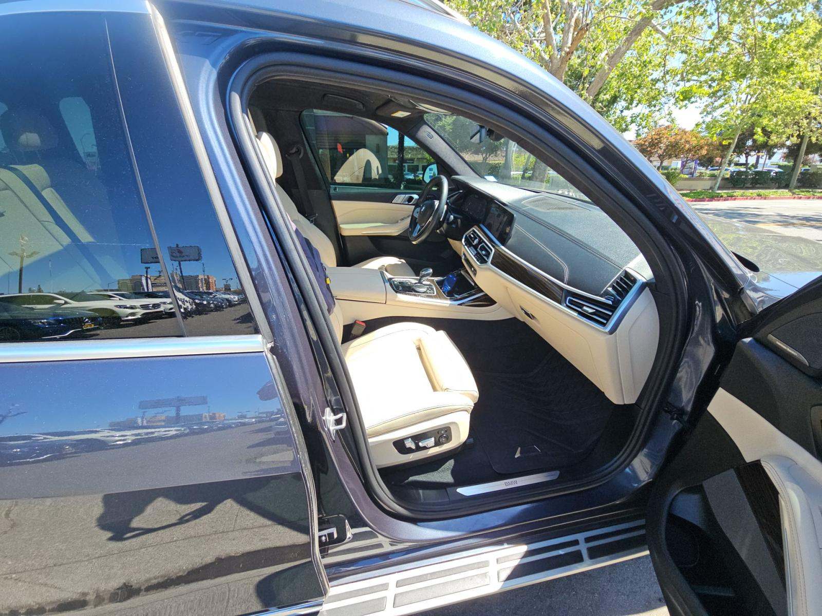 2021 BMW X7 xDrive40i AWD
