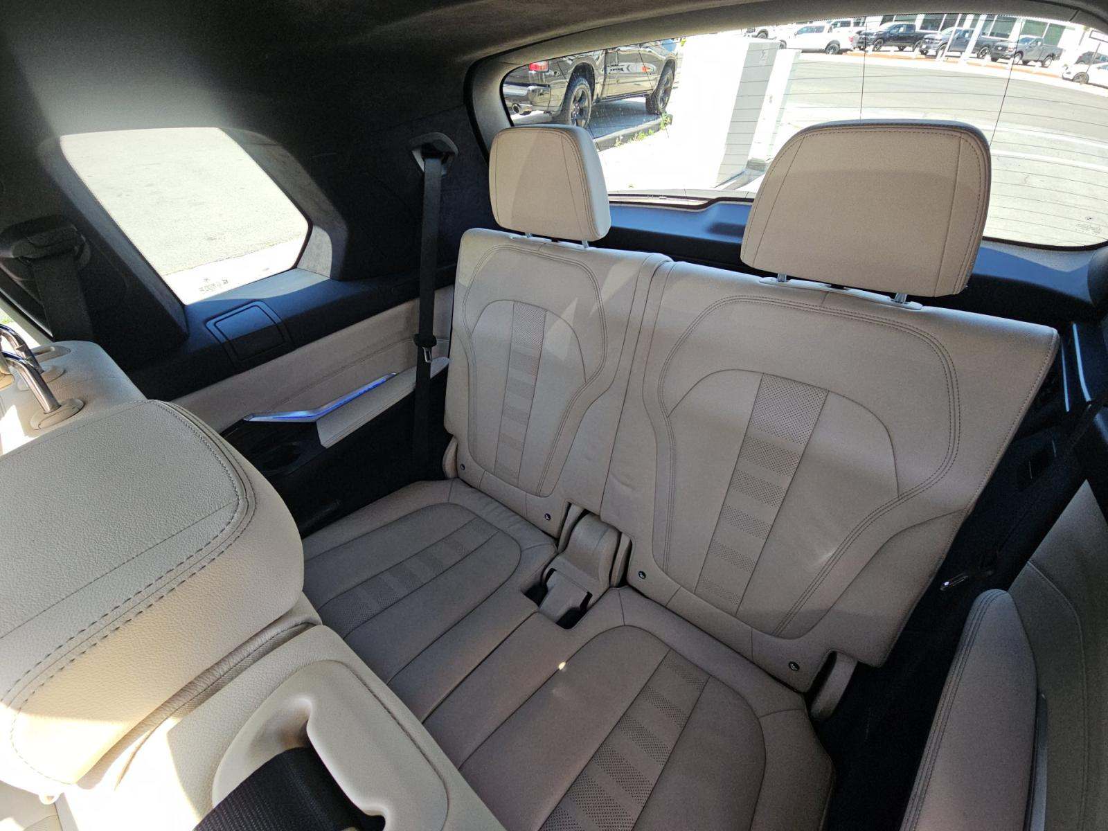 2021 BMW X7 xDrive40i AWD