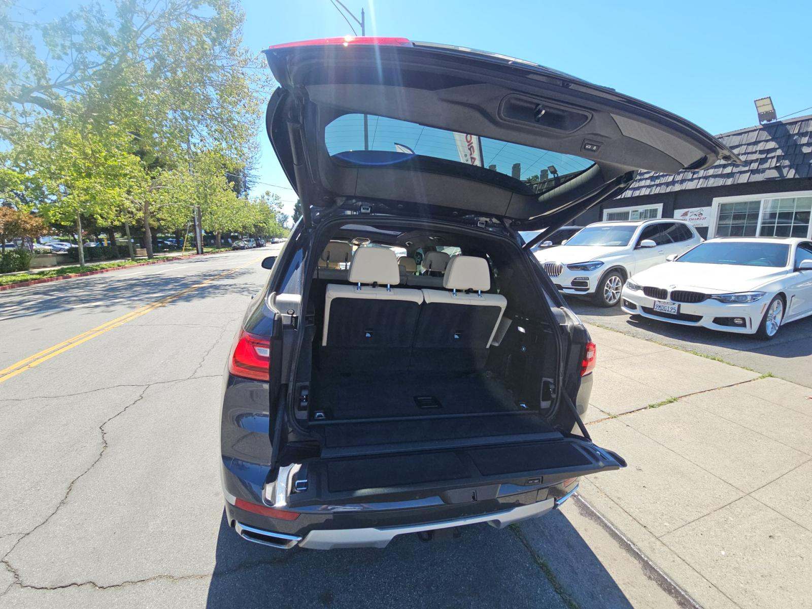2021 BMW X7 xDrive40i AWD