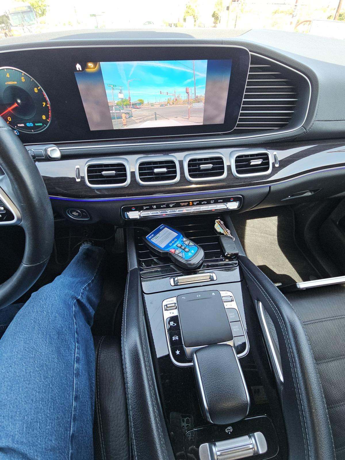 MERCEDES-BENZ GLS-CLASS - 10