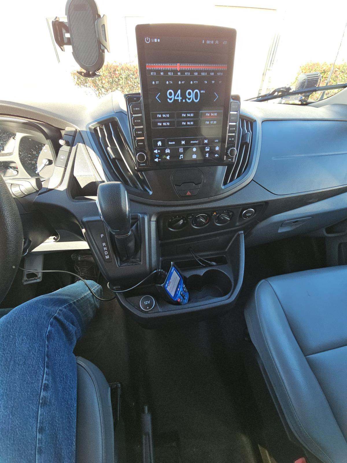 FORD TRANSIT 350 - 10