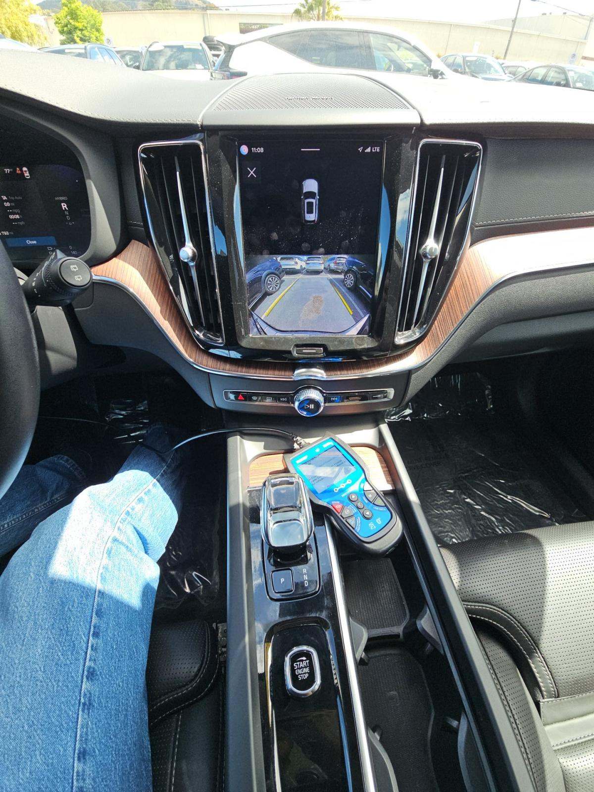 2023 Volvo XC60 Recharge T8 Ultimate AWD