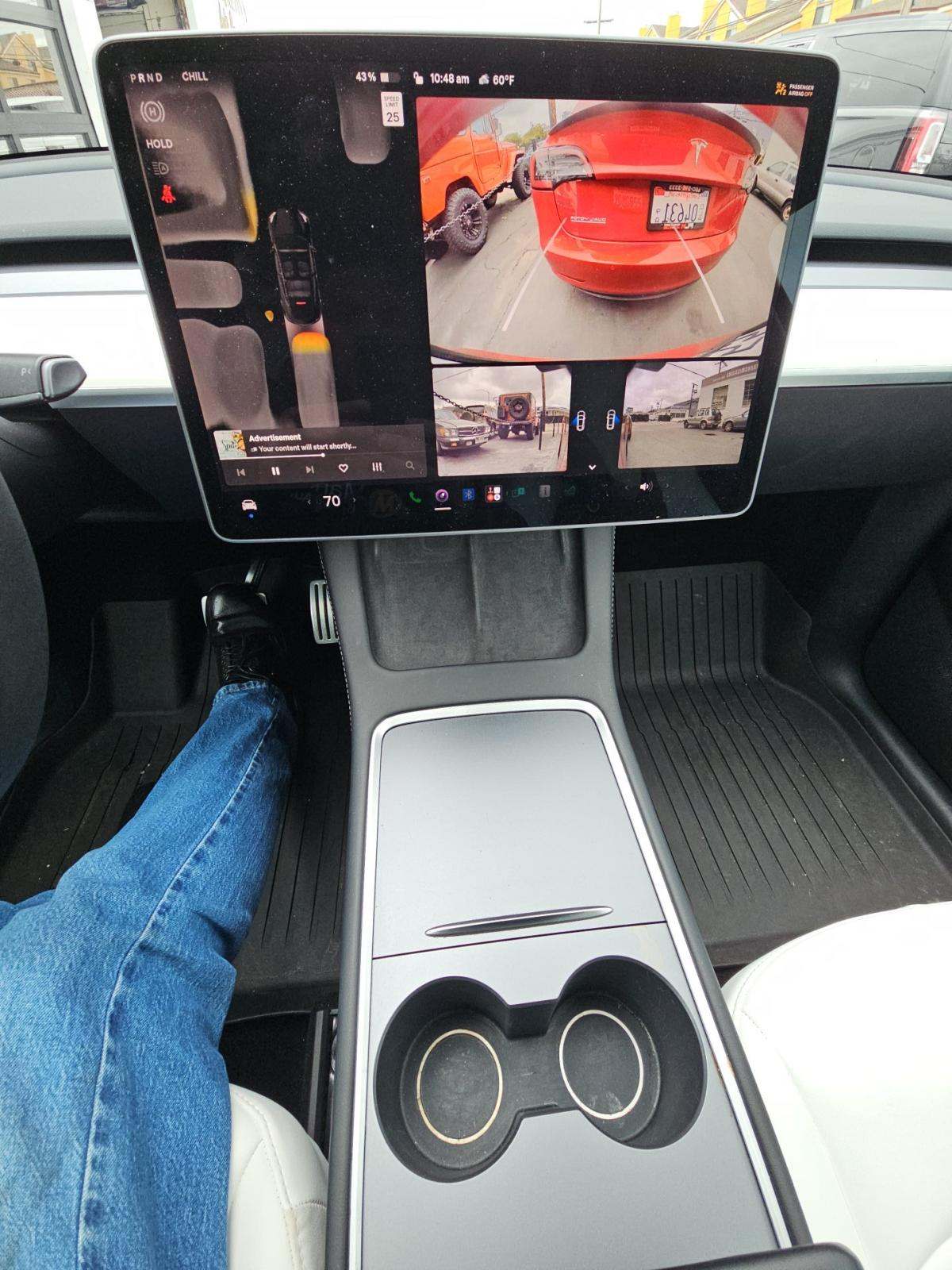 TESLA MODEL Y - 10