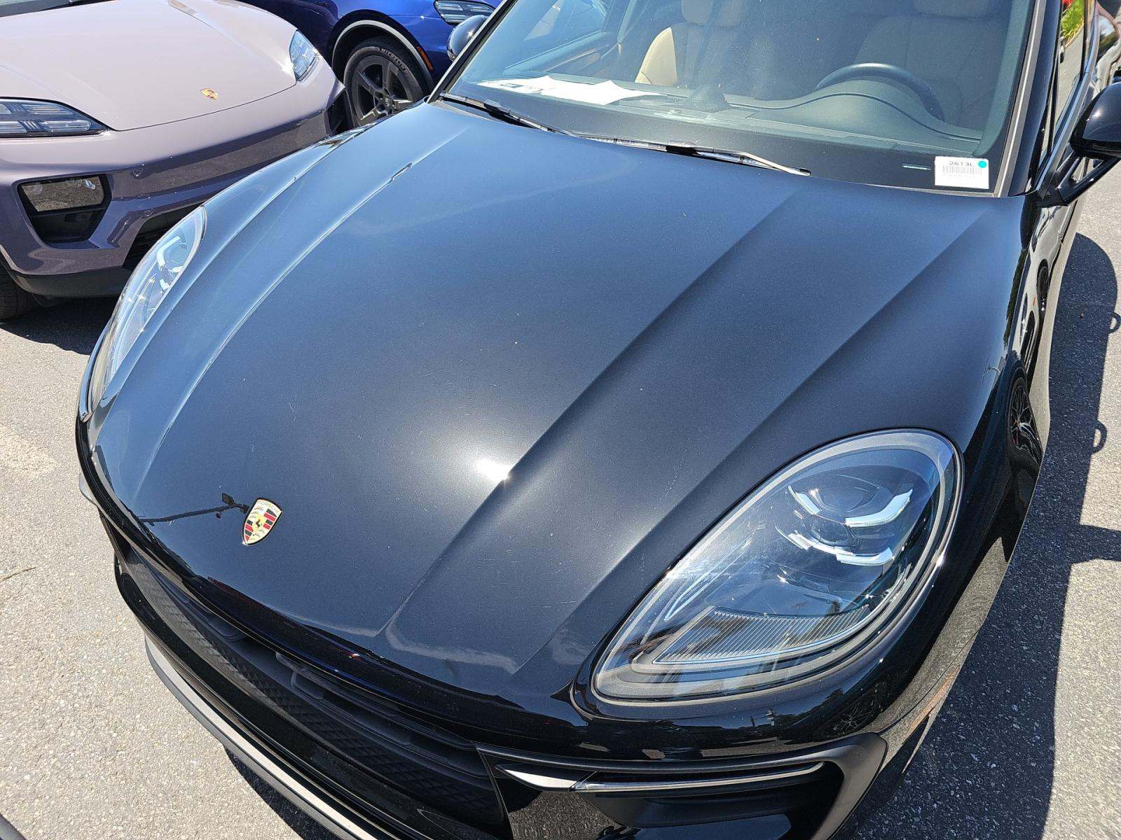 2025 Porsche Macan Base AWD