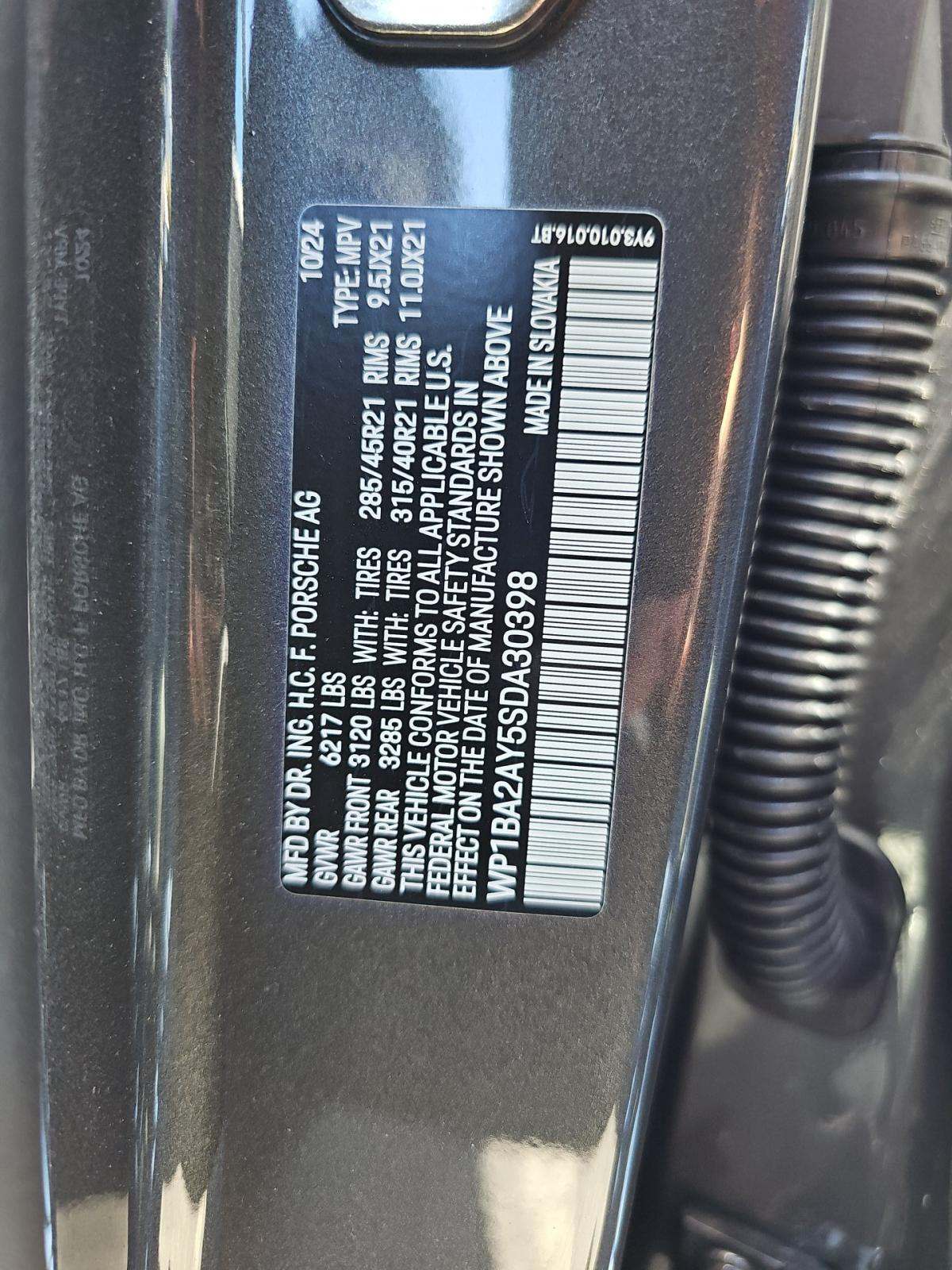2025 Porsche Cayenne Base AWD