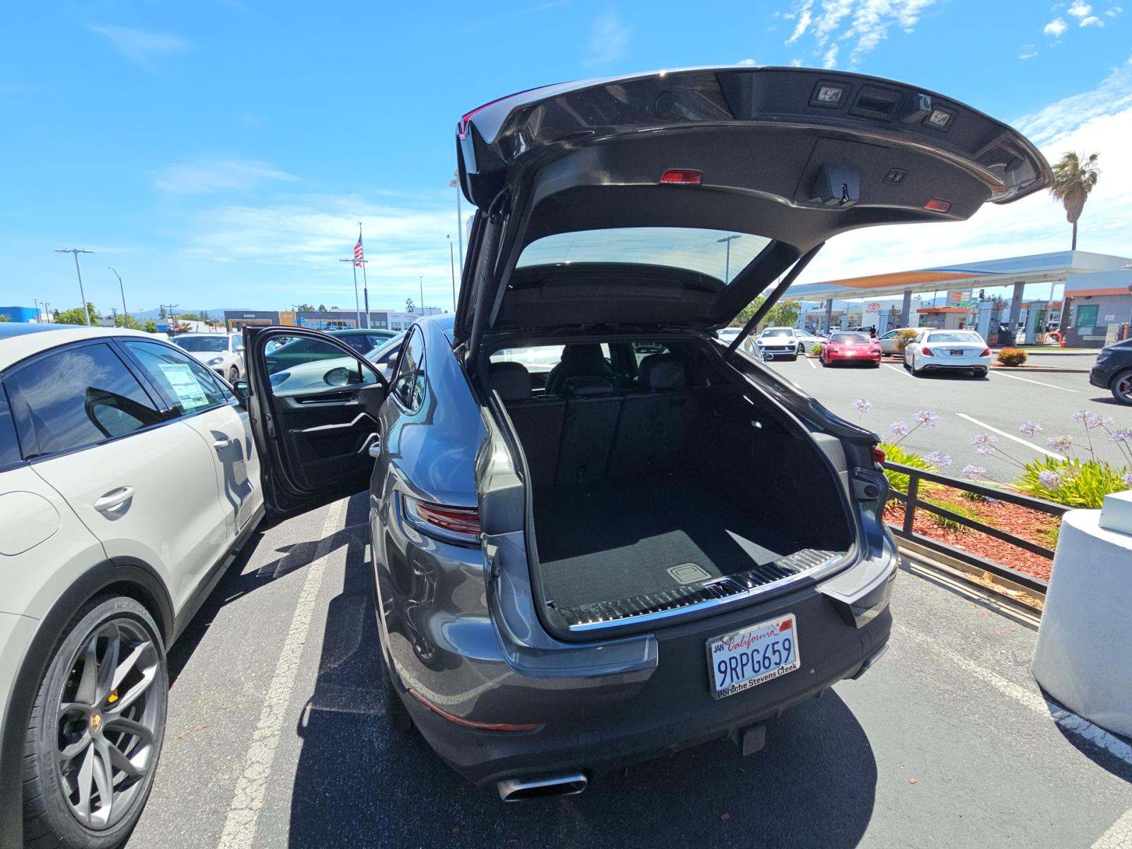 2025 Porsche Cayenne Base AWD