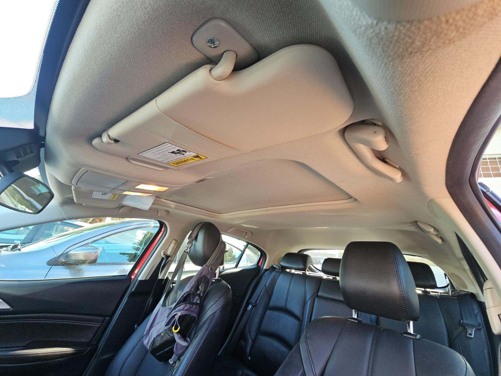 2018 MAZDA MAZDA3 Touring FWD