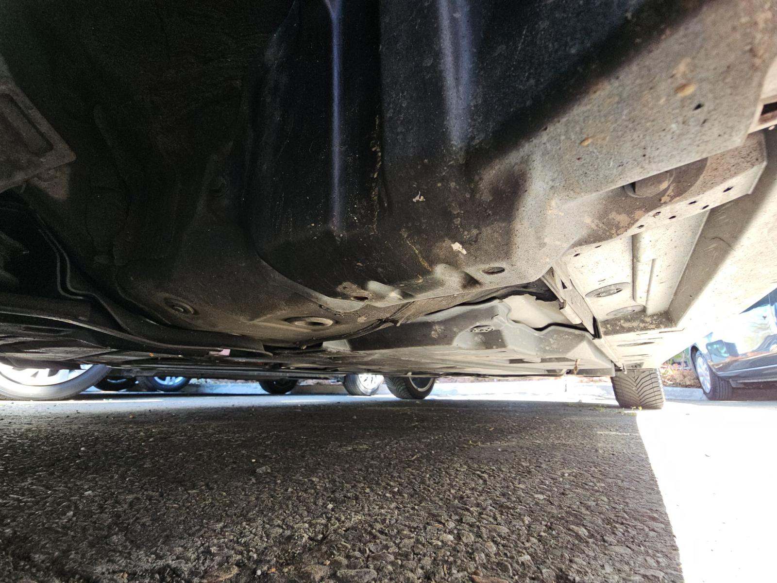 2016 Toyota Prius Three Touring FWD