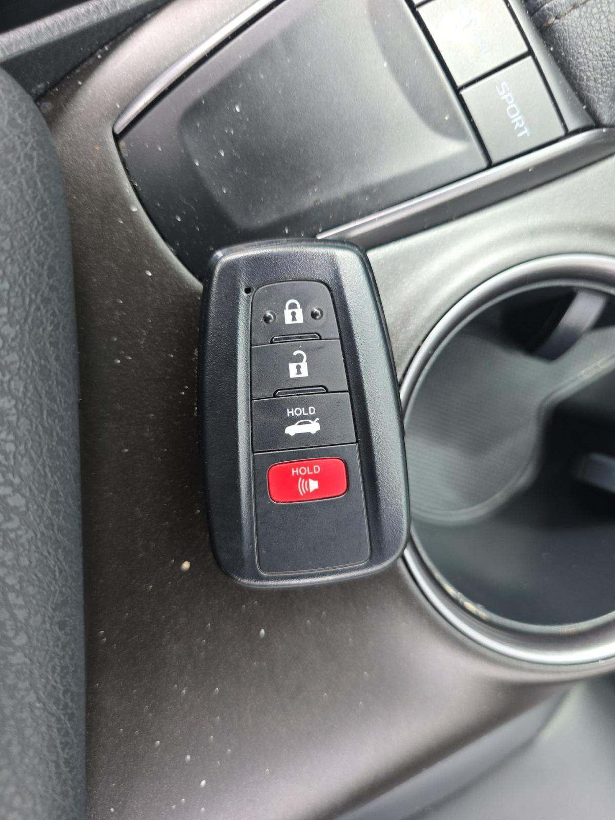 2023 Toyota Camry SE Nightshade FWD