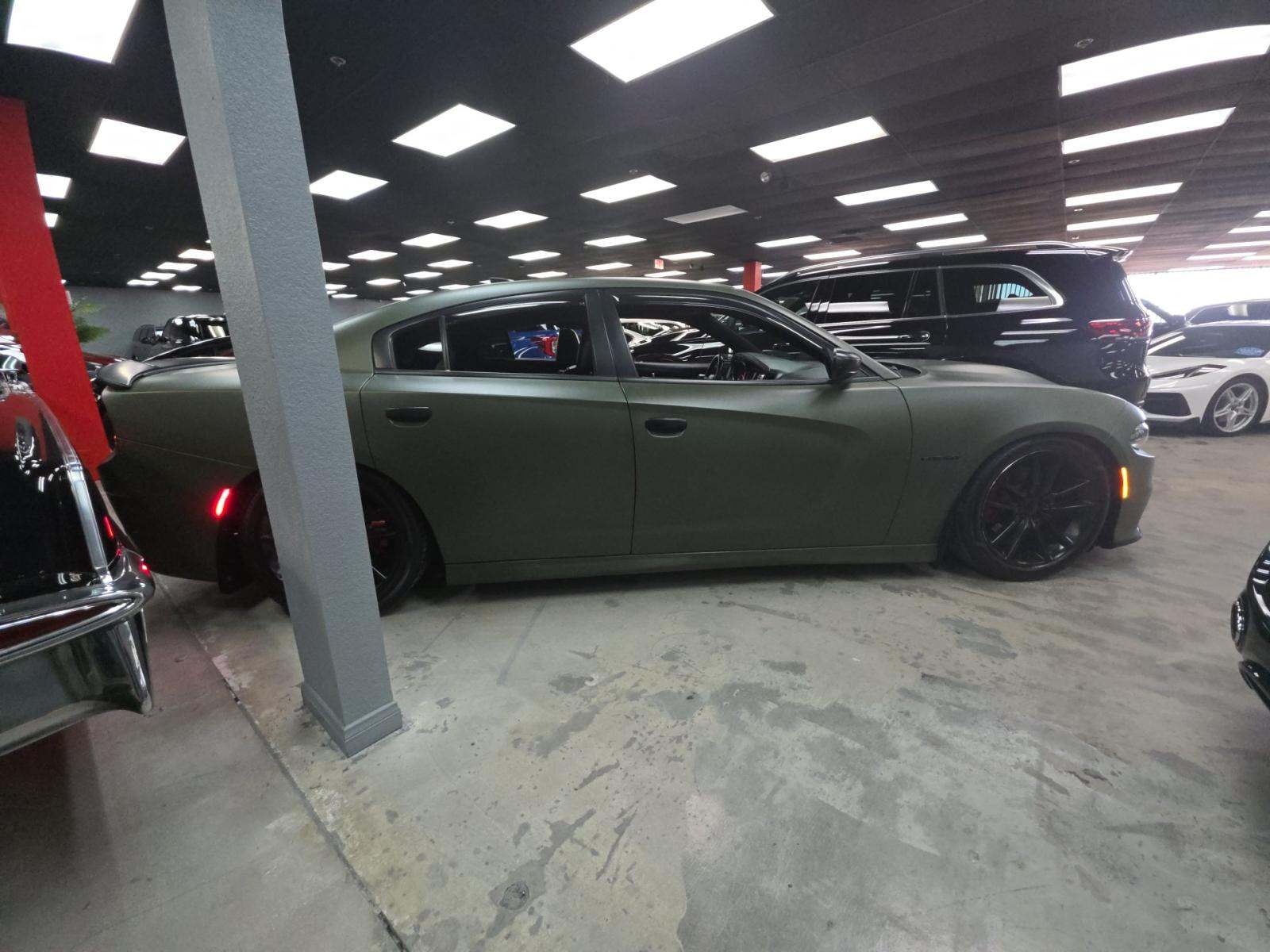 DODGE CHALLENGER - 4