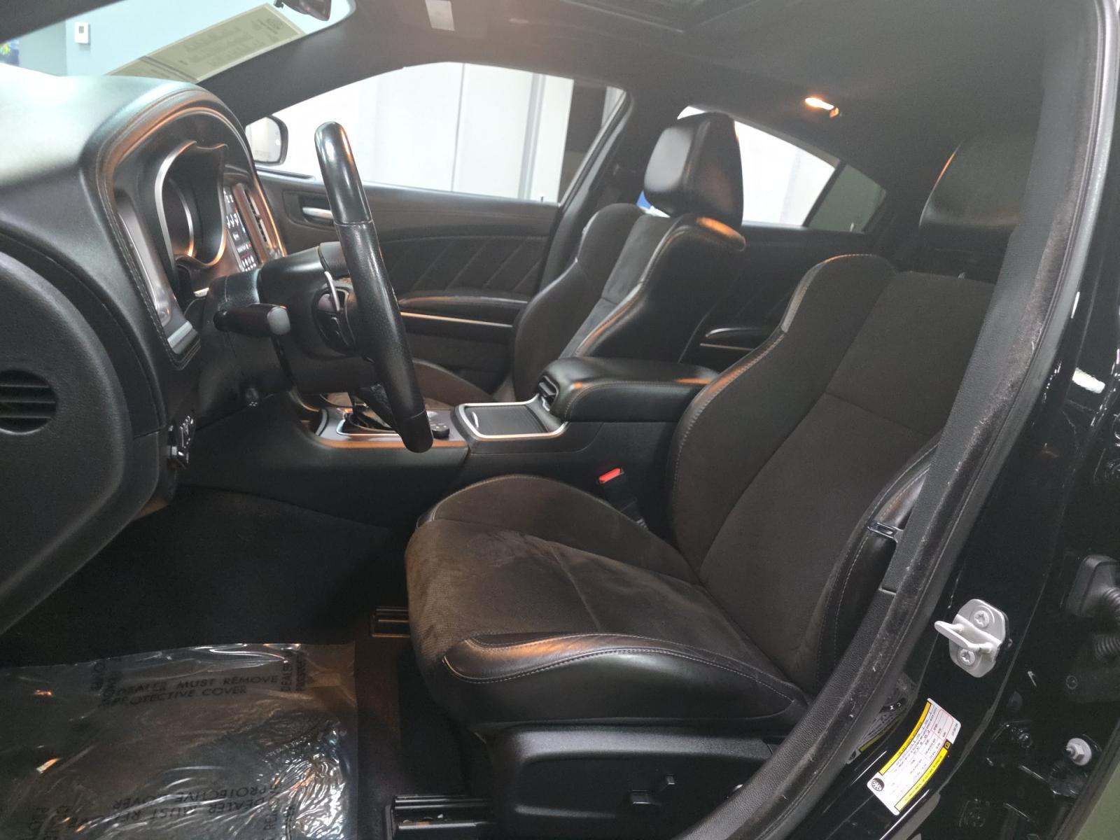 DODGE CHALLENGER - 6