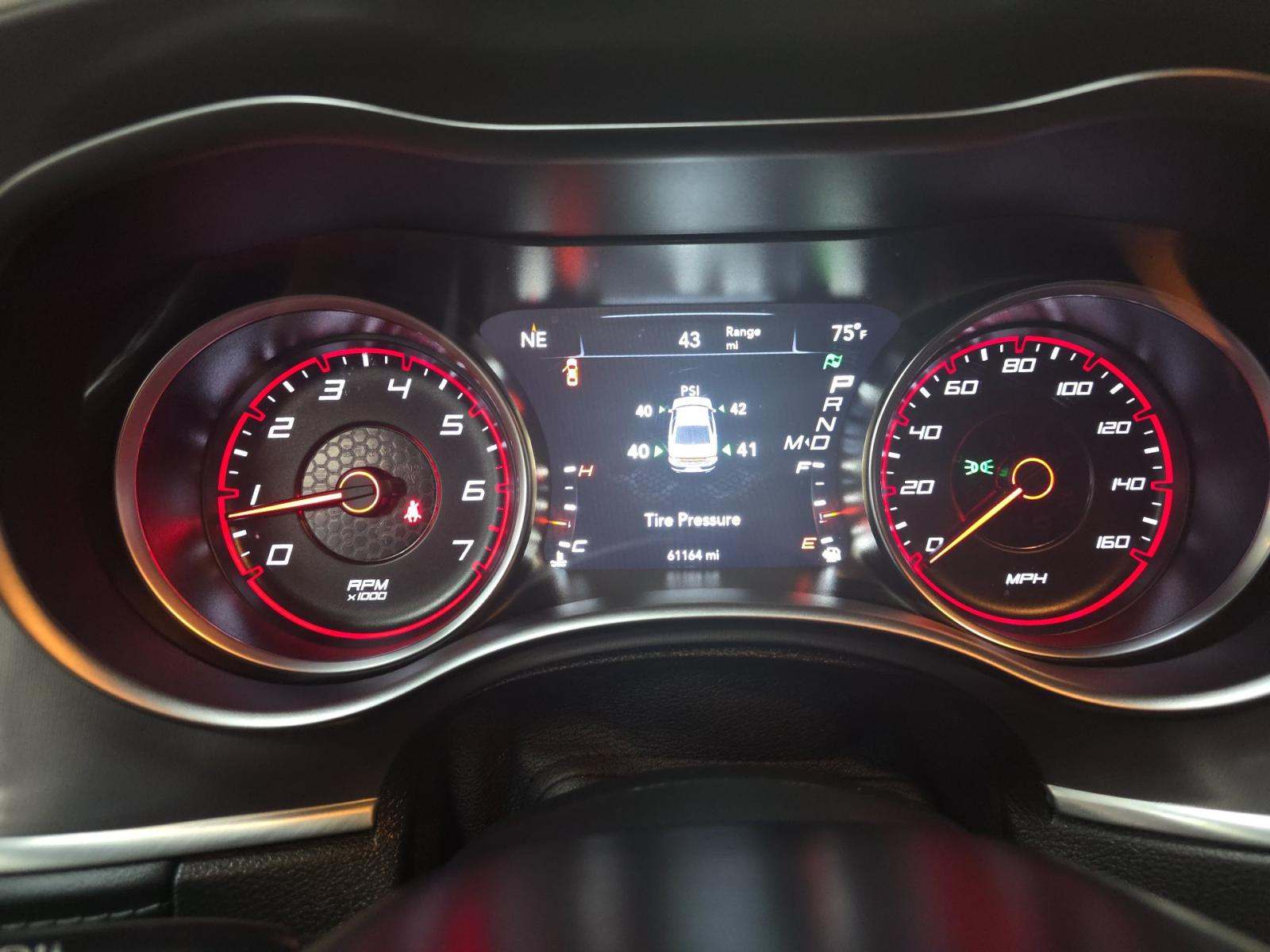 DODGE CHALLENGER - 9