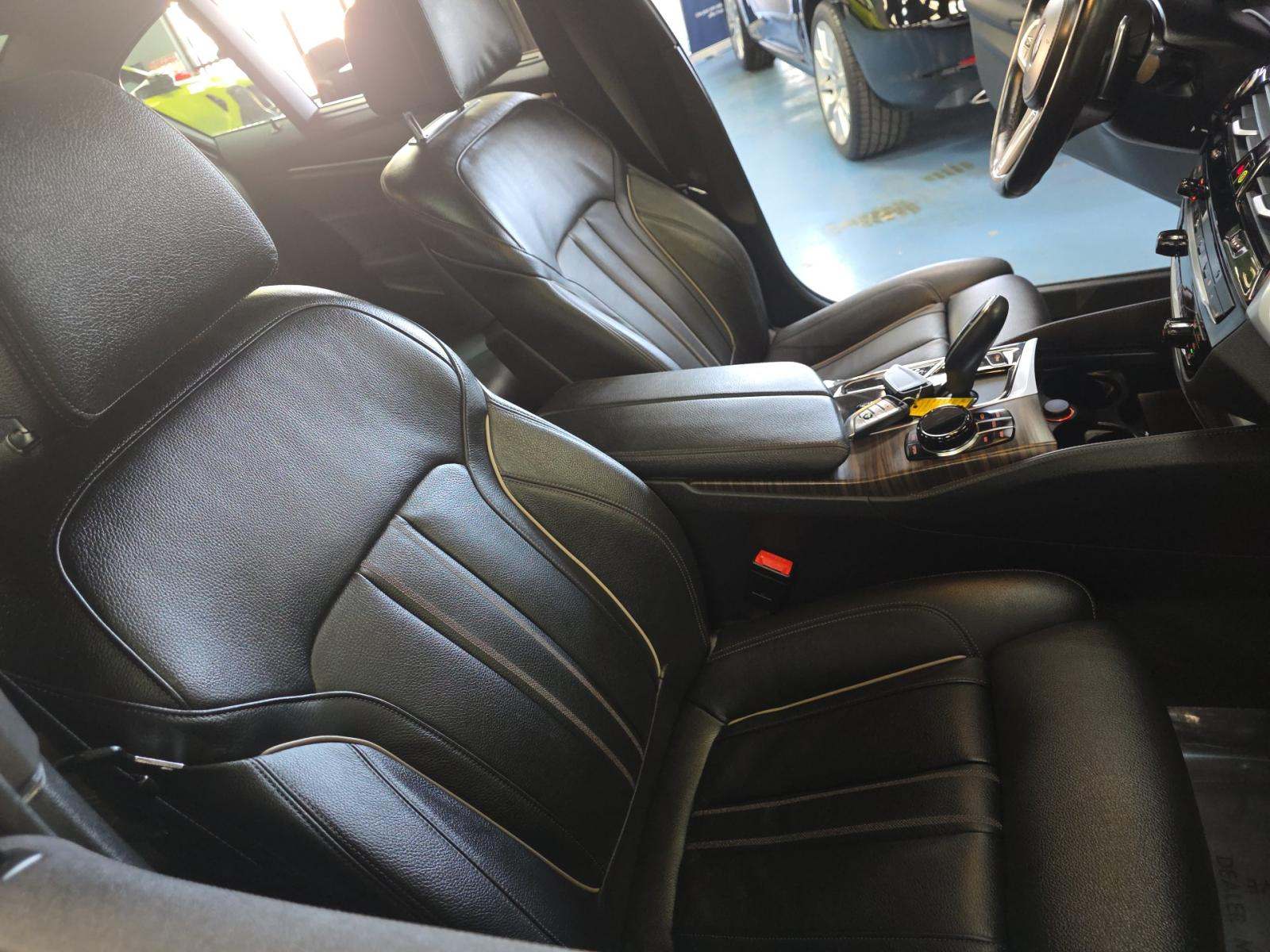 2023 BMW 5 Series M550i xDrive AWD