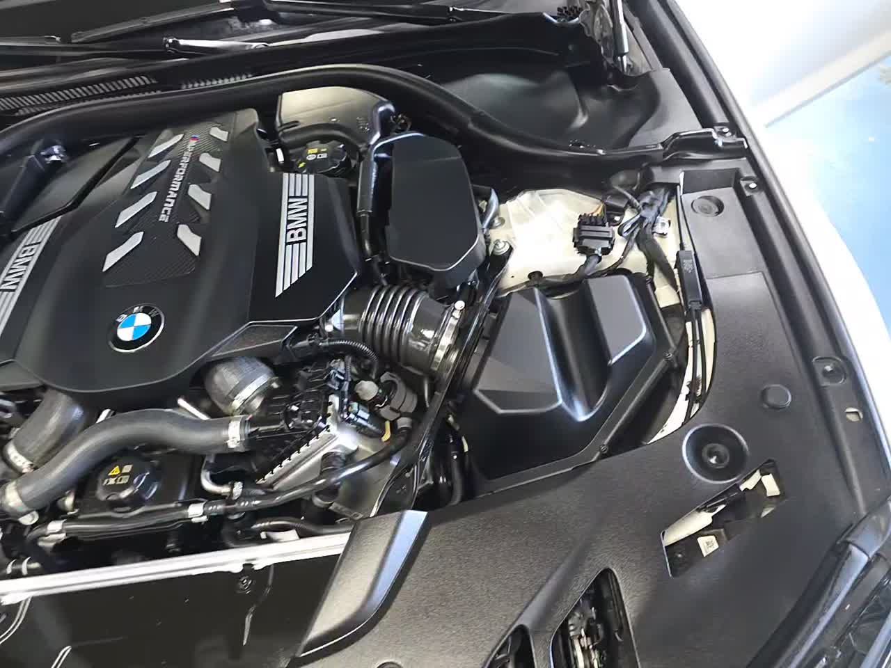 2023 BMW 5 Series M550i xDrive AWD