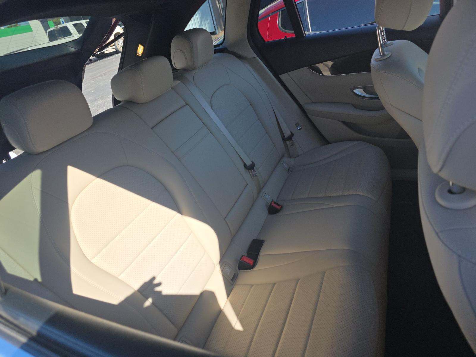 2018 Mercedes-Benz GLC GLC 300 RWD