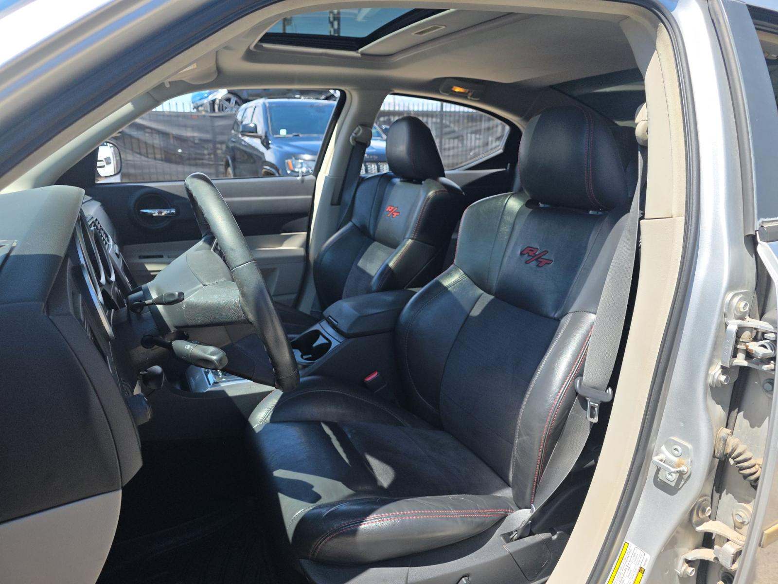 DODGE CHALLENGER - 2