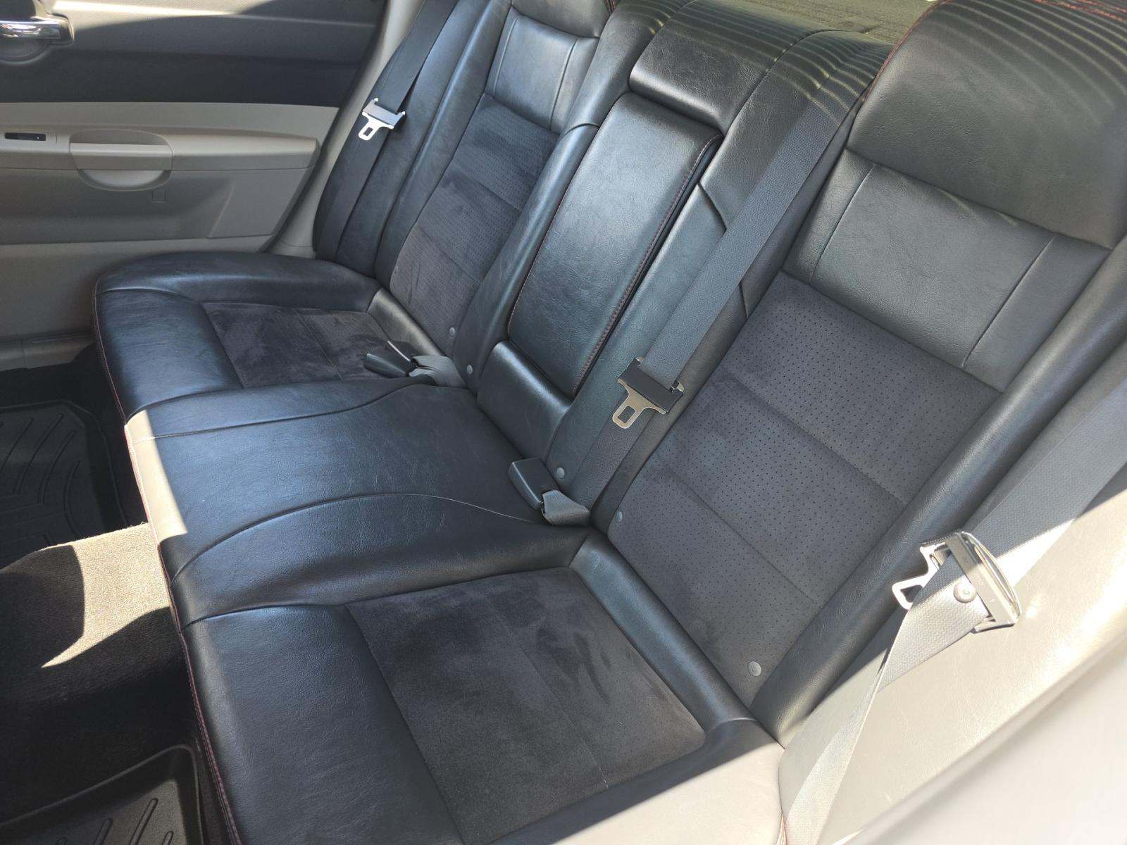 DODGE CHALLENGER - 9