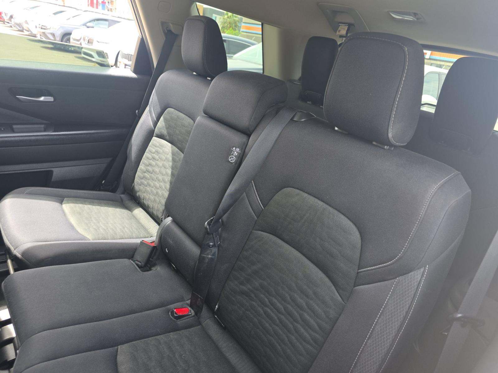 2022 Nissan Pathfinder SV FWD