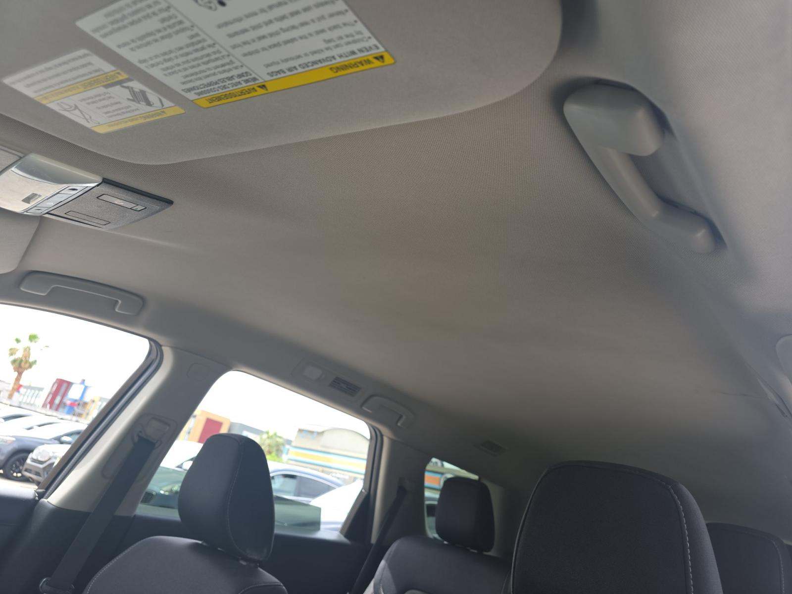 2022 Nissan Pathfinder SV FWD