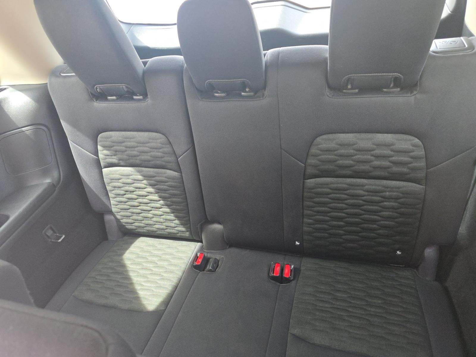 2022 Nissan Pathfinder SV FWD