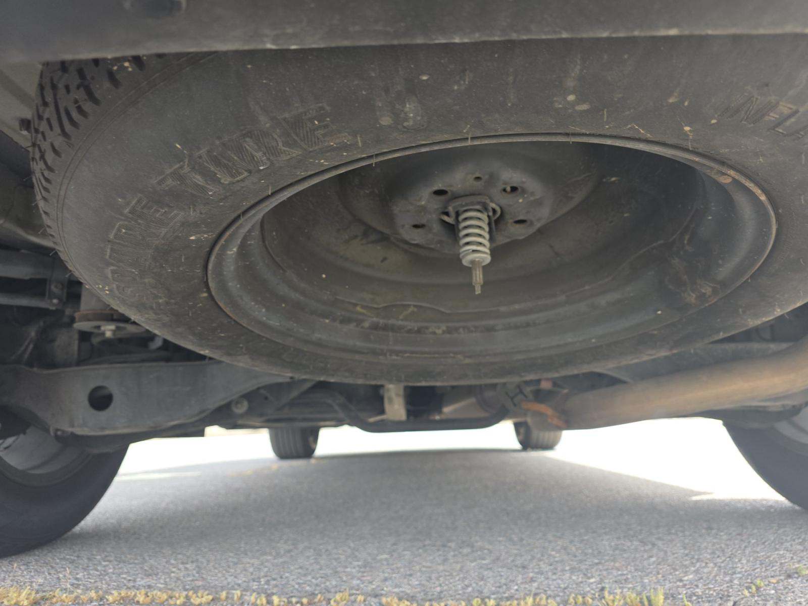 2022 Nissan Pathfinder SV FWD