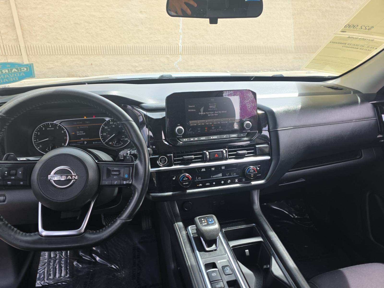 2022 Nissan Pathfinder SV FWD