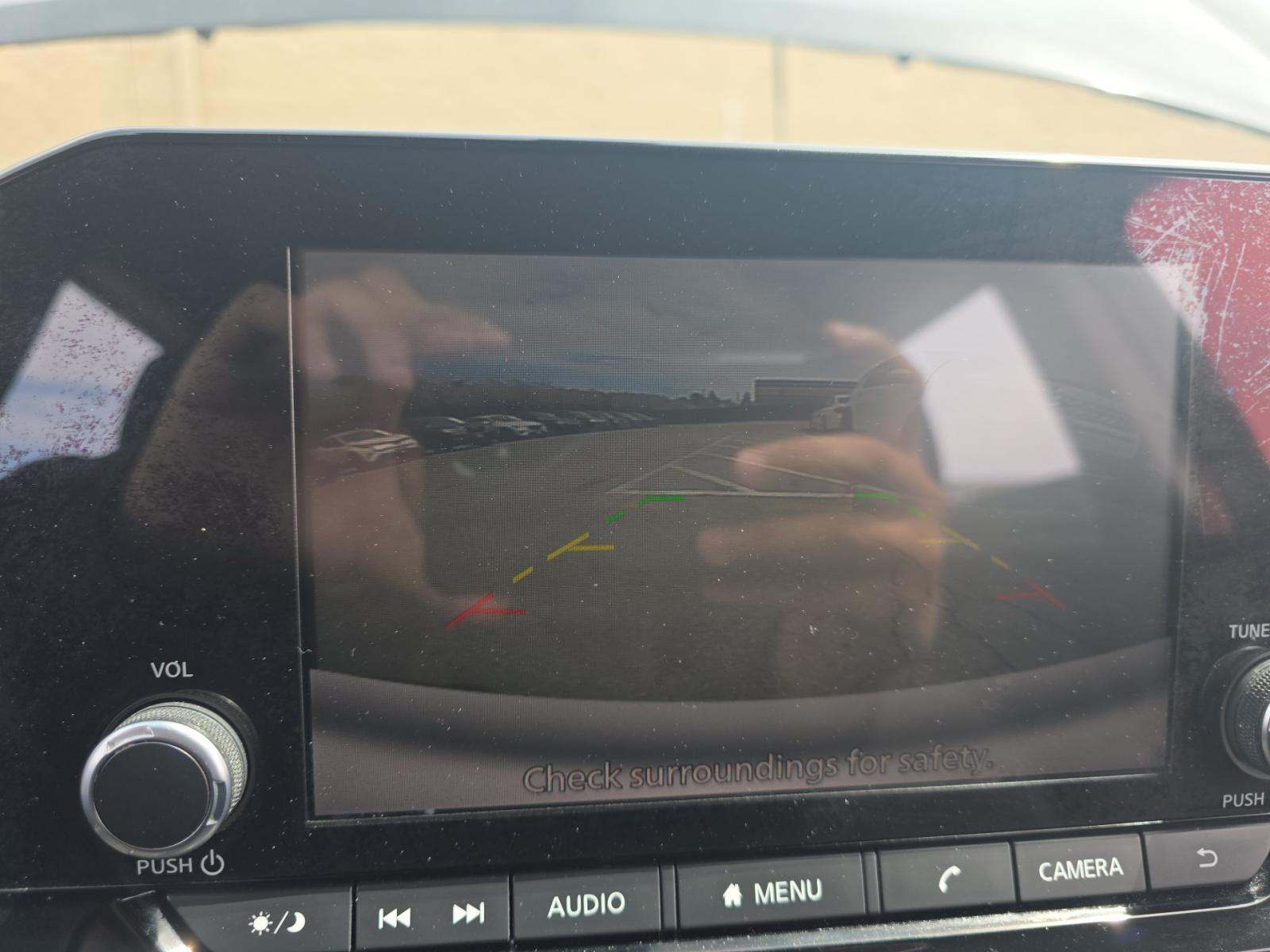 2022 Nissan Pathfinder SV FWD