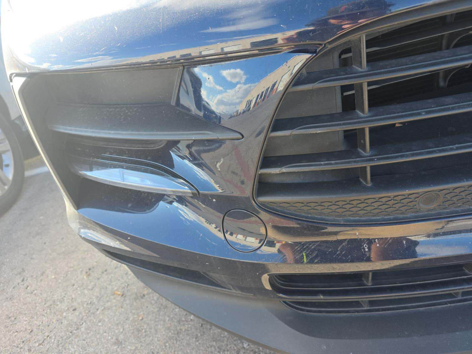 2020 Porsche Macan Base AWD