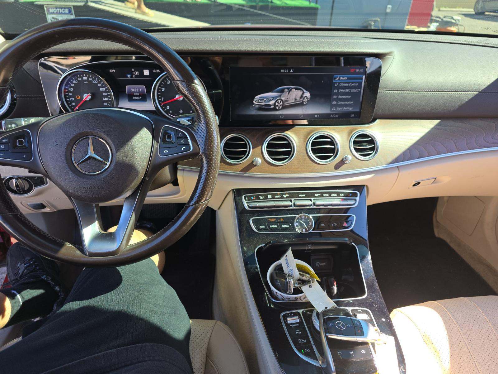MERCEDES-BENZ E-CLASS - 6