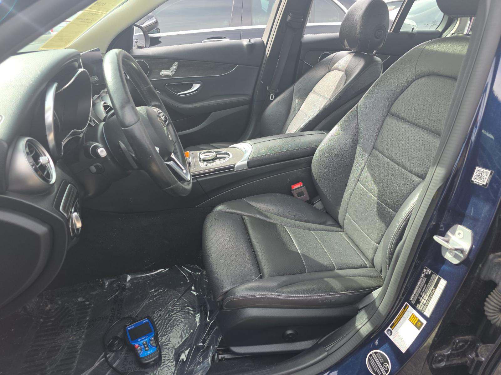 2019 Mercedes-Benz C-Class C 300 RWD