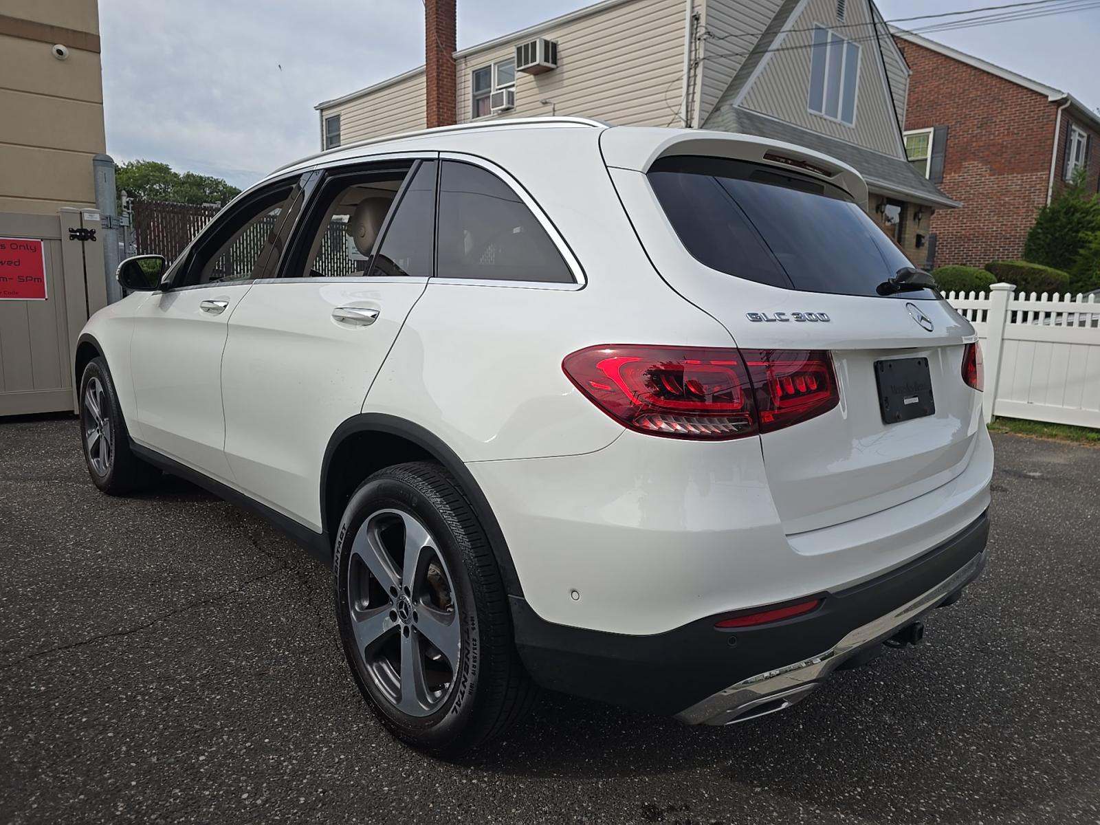 2021 Mercedes-Benz GLC GLC 300 AWD