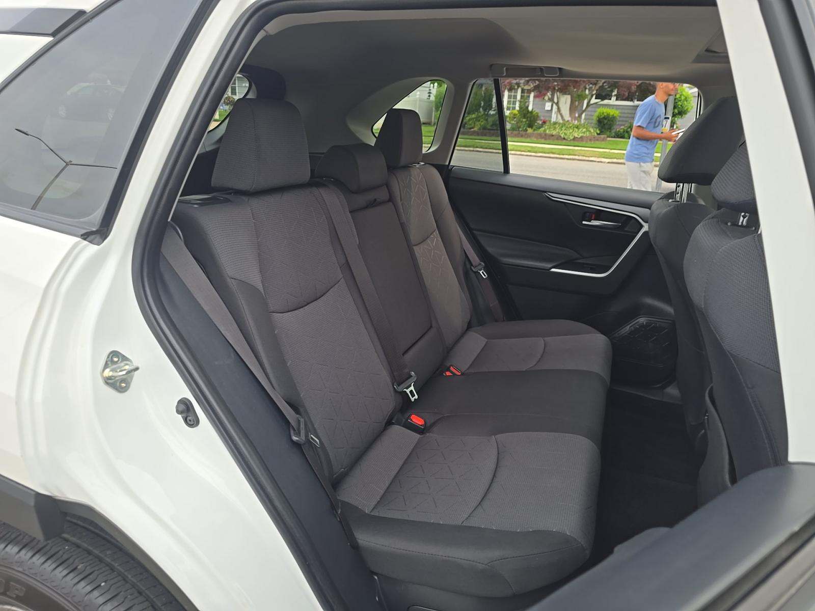 2025 Toyota RAV4 Hybrid XLE AWD