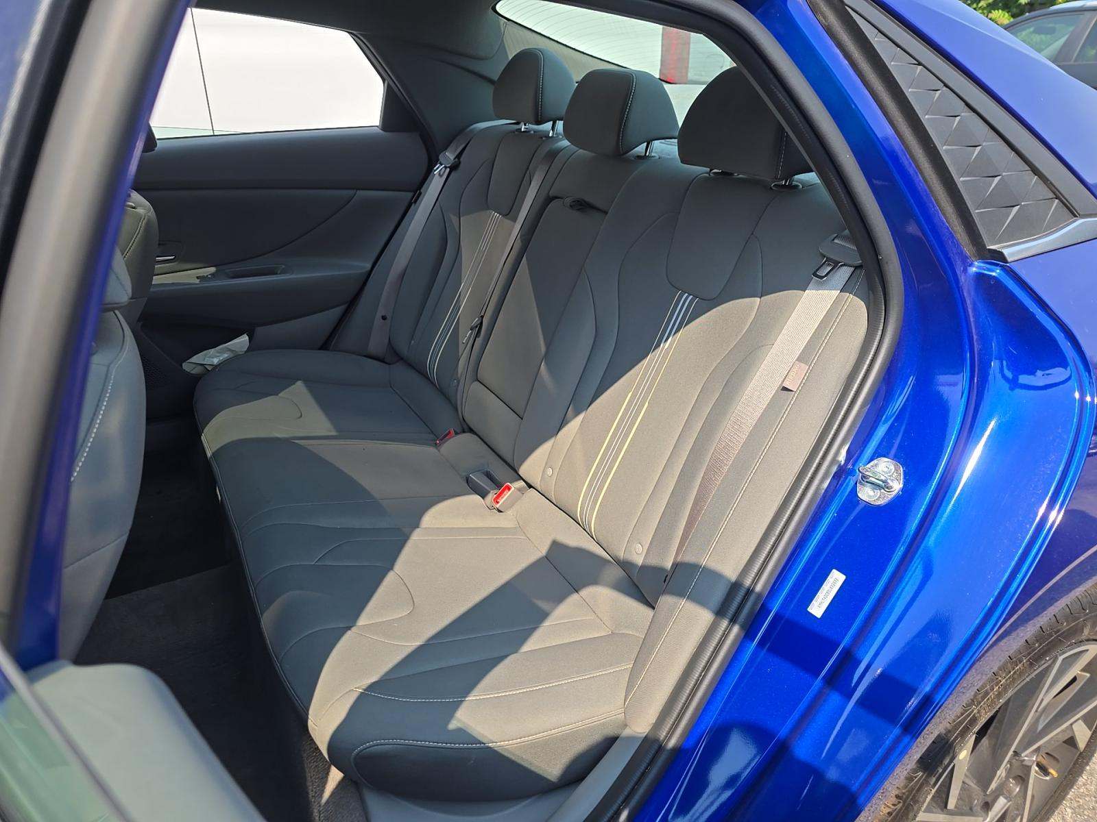 2025 Hyundai Elantra SEL Convenience FWD