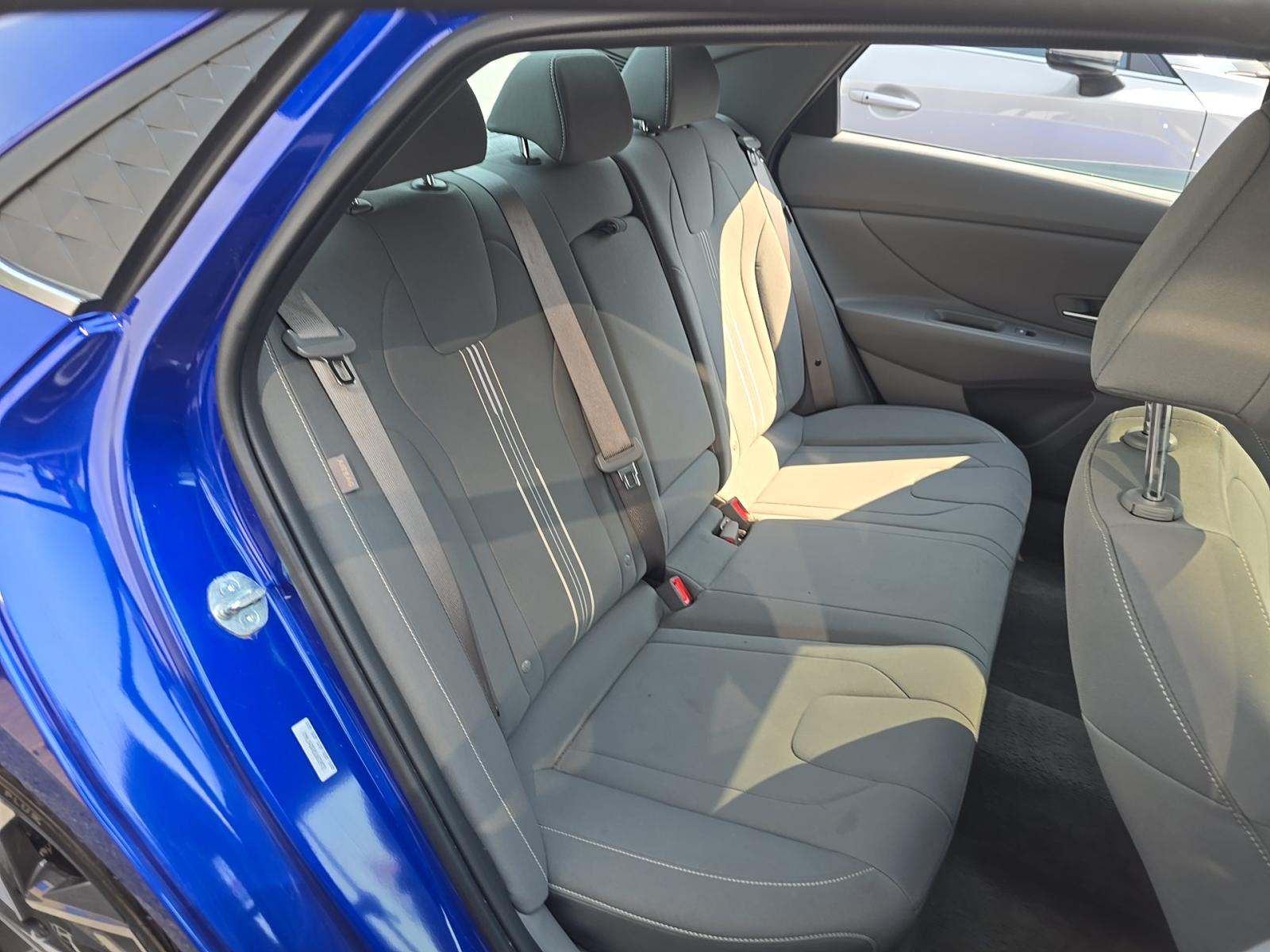 2025 Hyundai Elantra SEL Convenience FWD
