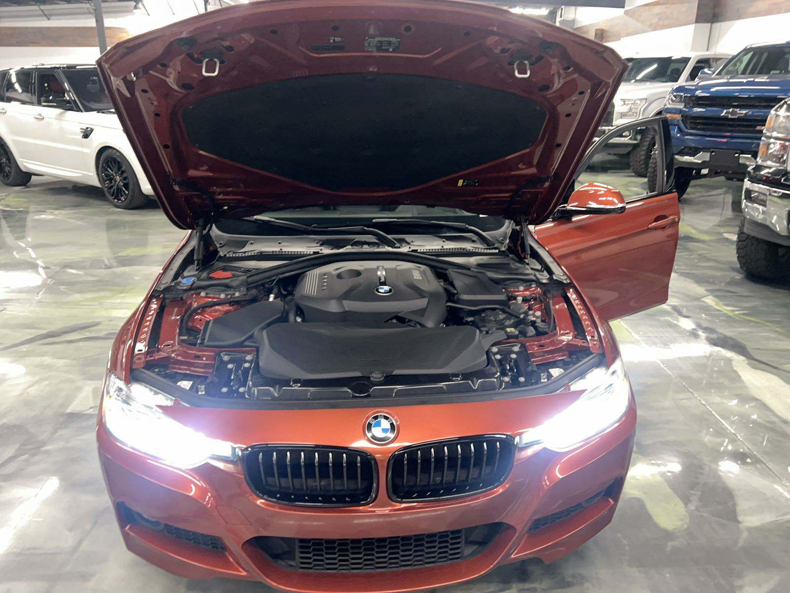 2018 BMW 3 Series 330i M SPORT LINE RWD