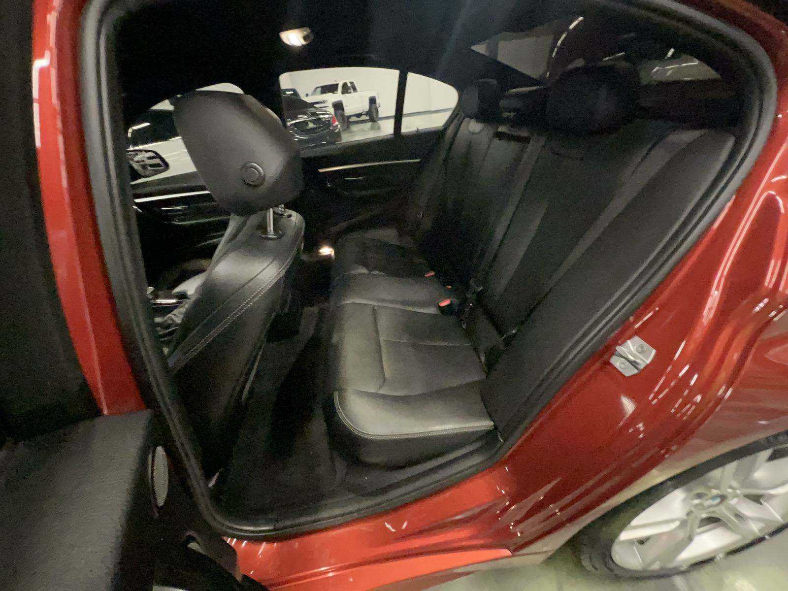 2018 BMW 3 Series 330i M SPORT LINE RWD