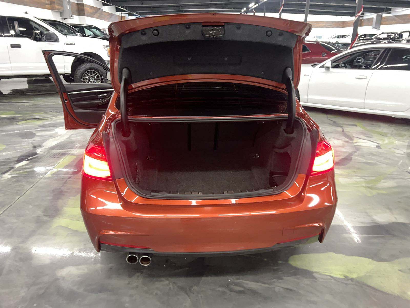 2018 BMW 3 Series 330i M SPORT LINE RWD